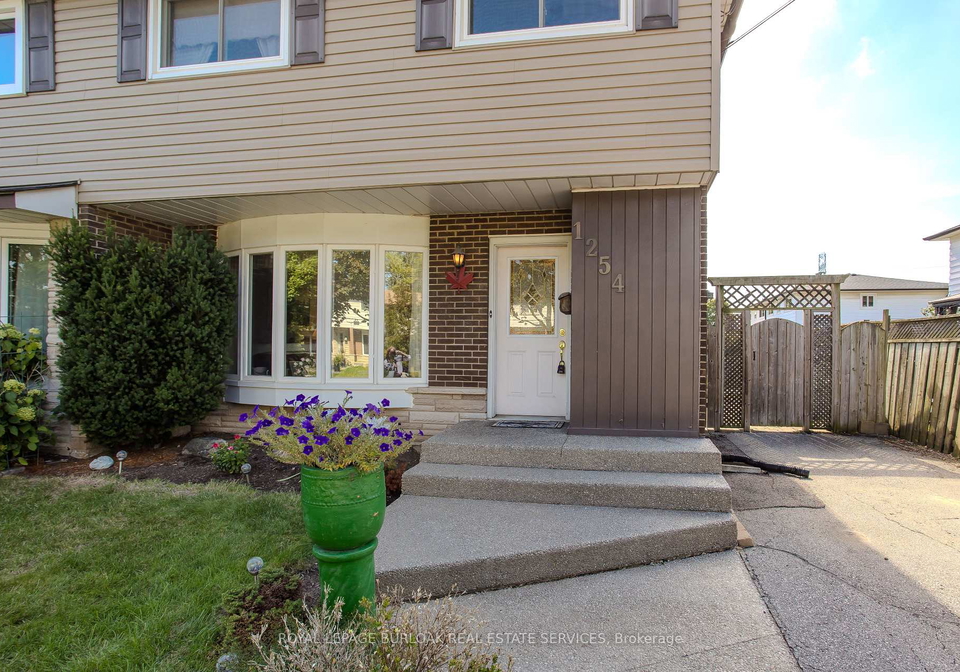 1254-treeland-street-burlington-ontario-w12397931