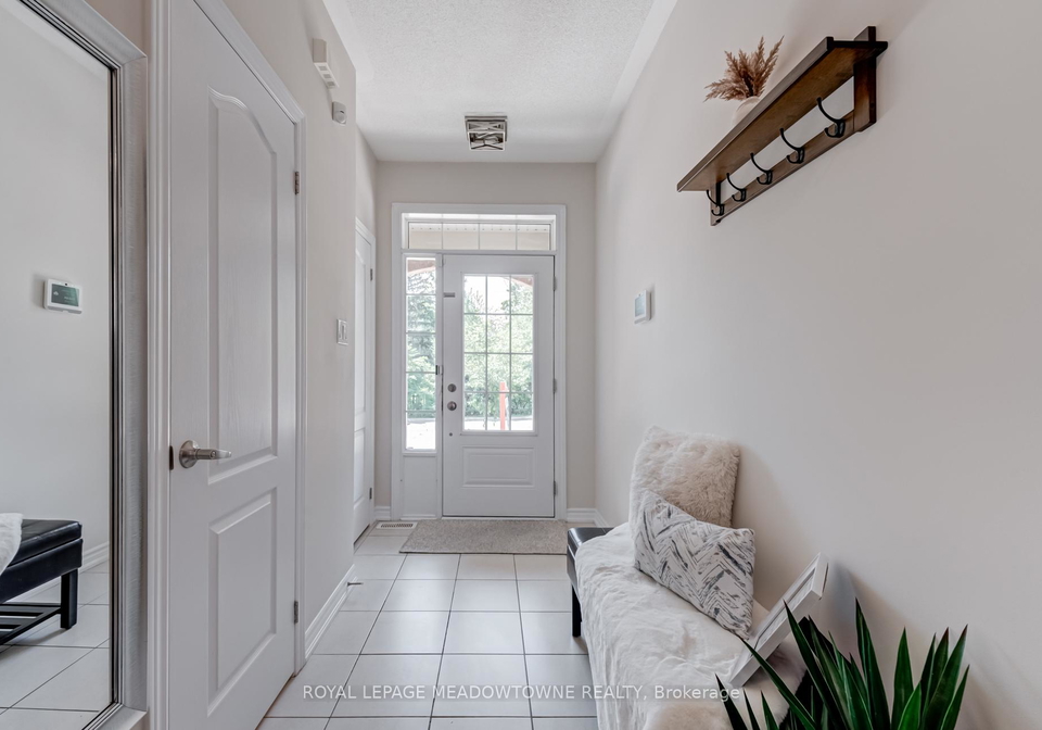 43-ridgegate-crescent-halton-hills-ontario-w12398111