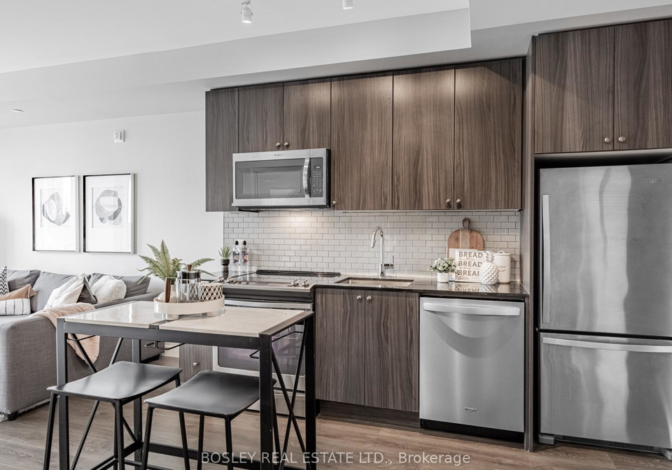 150-sabina-drive-oakville-ontario-w12398115