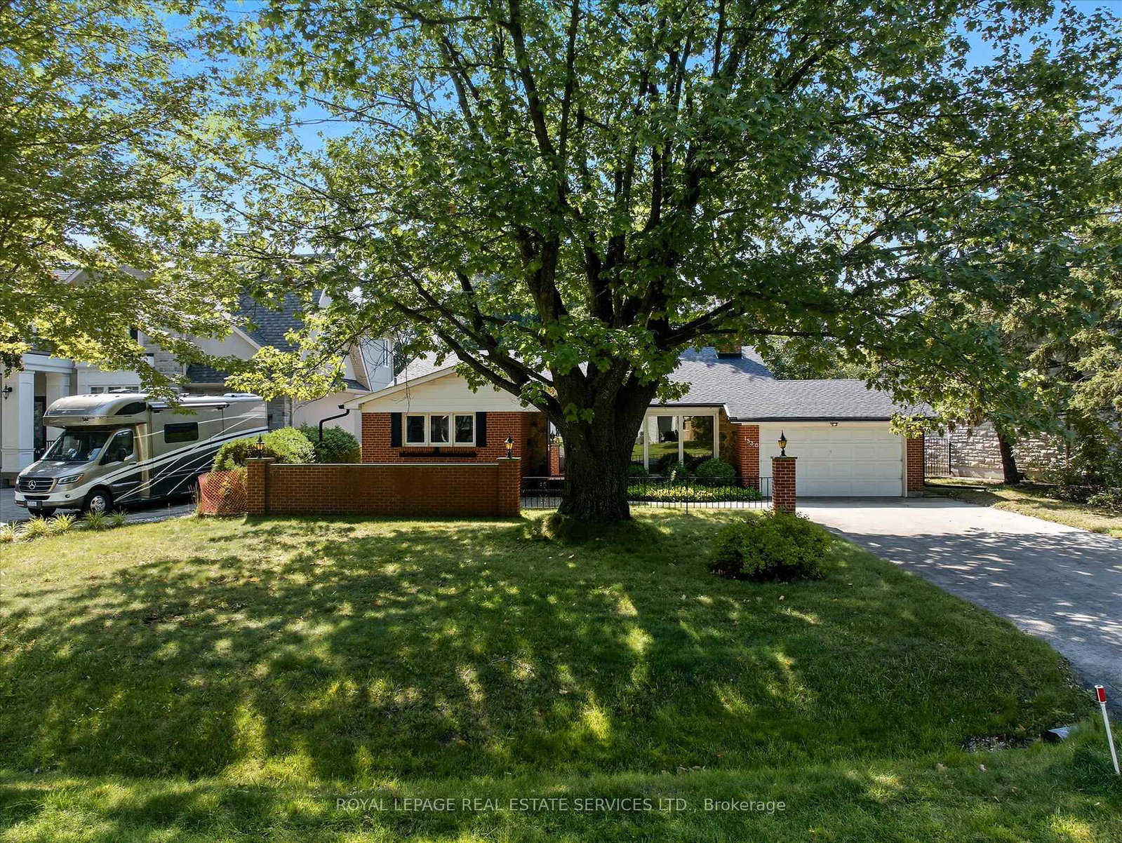 1536-venetia-drive-oakville-ontario-w12398137
