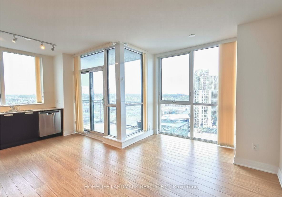 75-eglinton-avenue-w-mississauga-ontario-w12398842