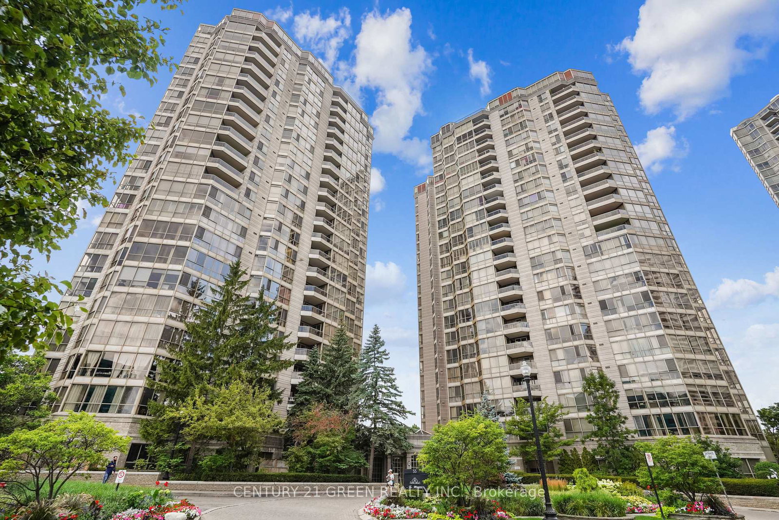 55-kingsbridge-garden-circle-mississauga-ontario-w12398848