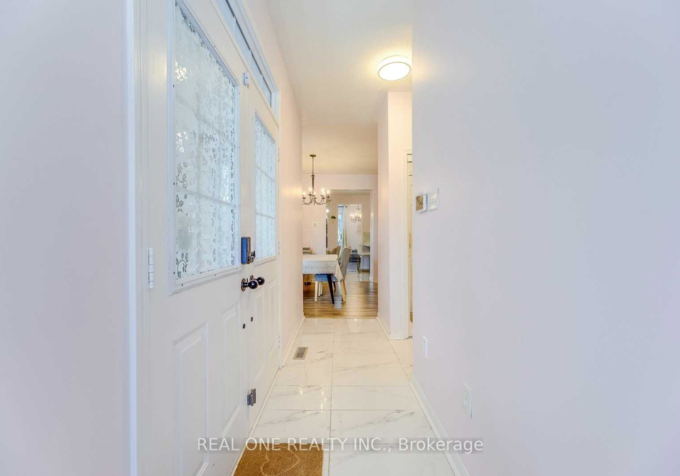 1342-weir-chase-mississauga-ontario-w12399129