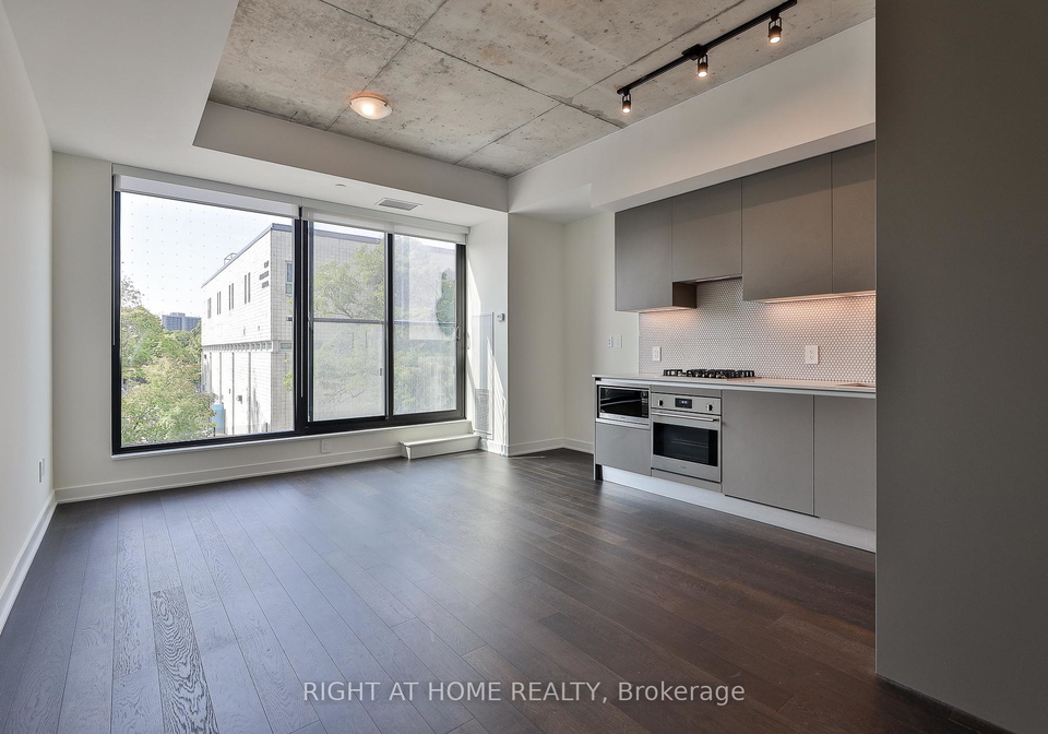 2720-dundas-street-w-toronto-ontario-w12399182