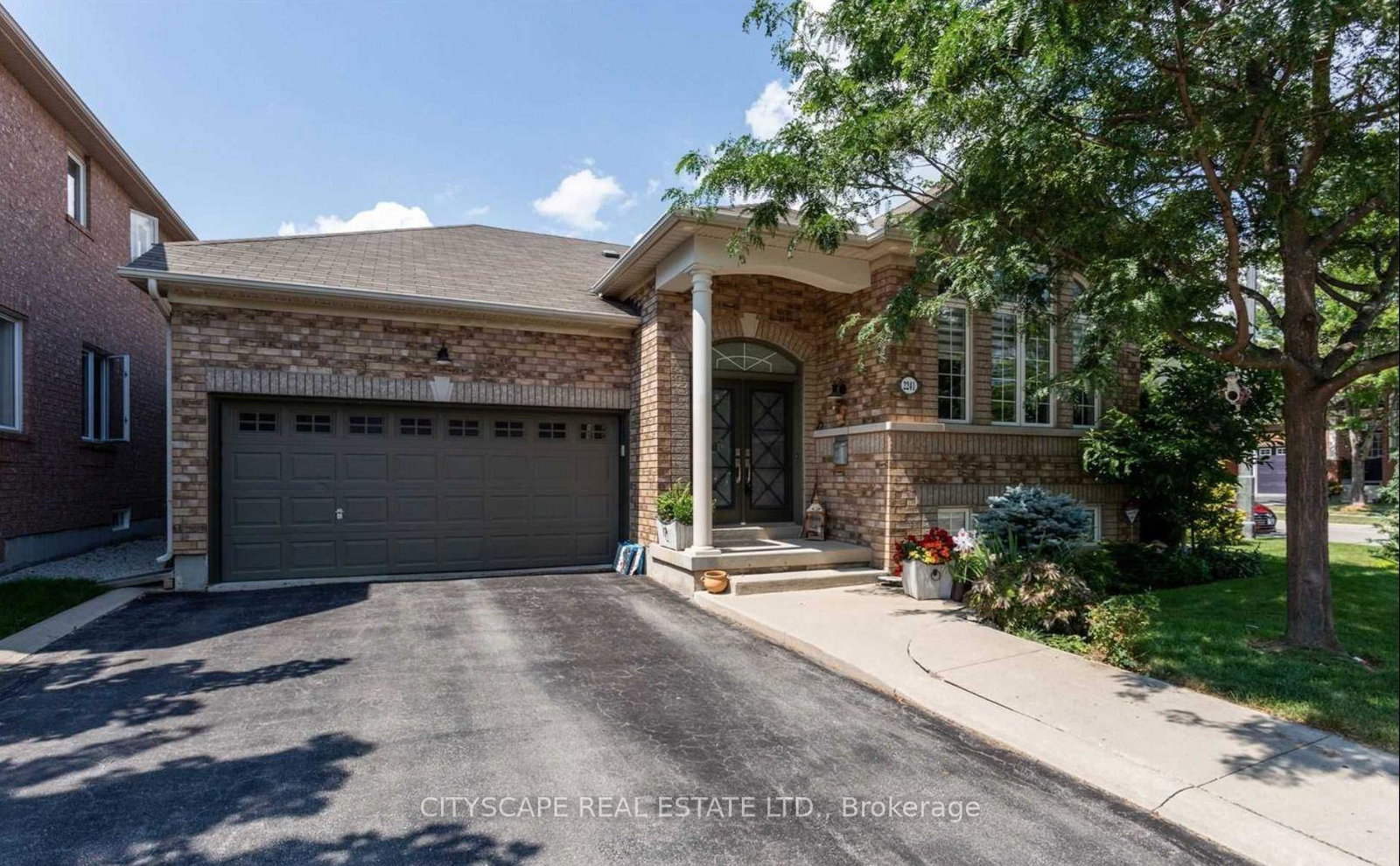 2241-lyness-avenue-oakville-ontario-w12399268