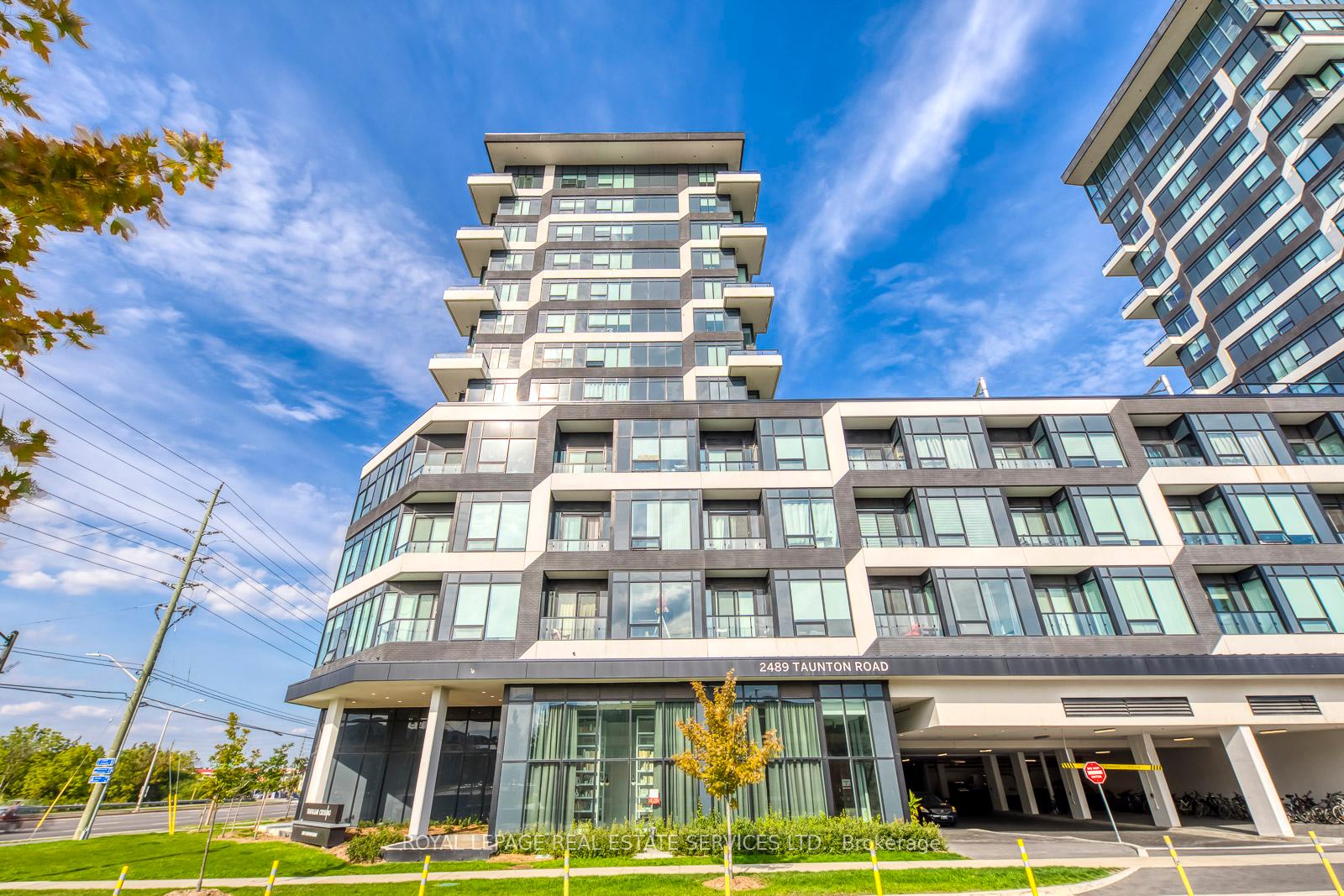 2489-taunton-drive-oakville-ontario-w12399363