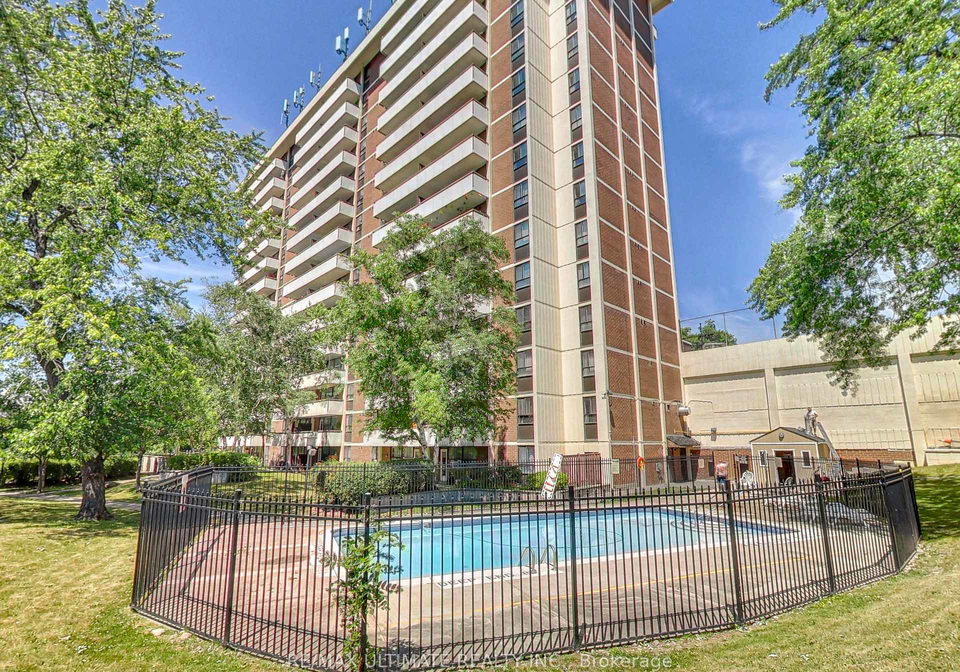 541-blackthorn-avenue-toronto-ontario-w12399513