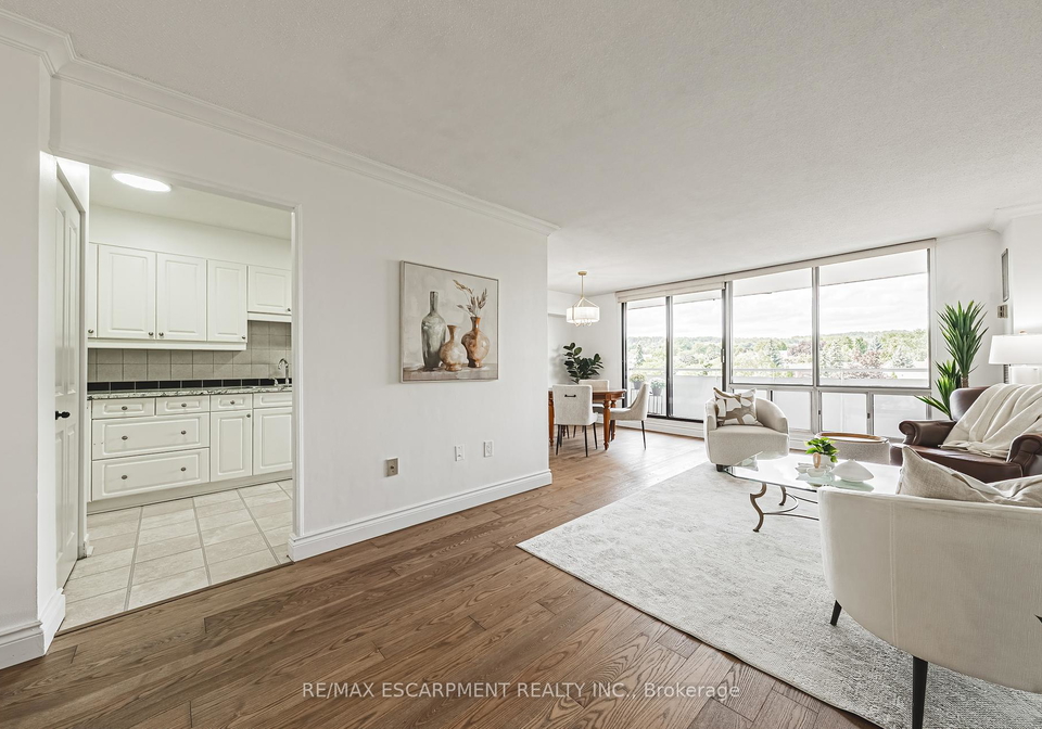 2055-upper-middle-road-burlington-ontario-w12399600