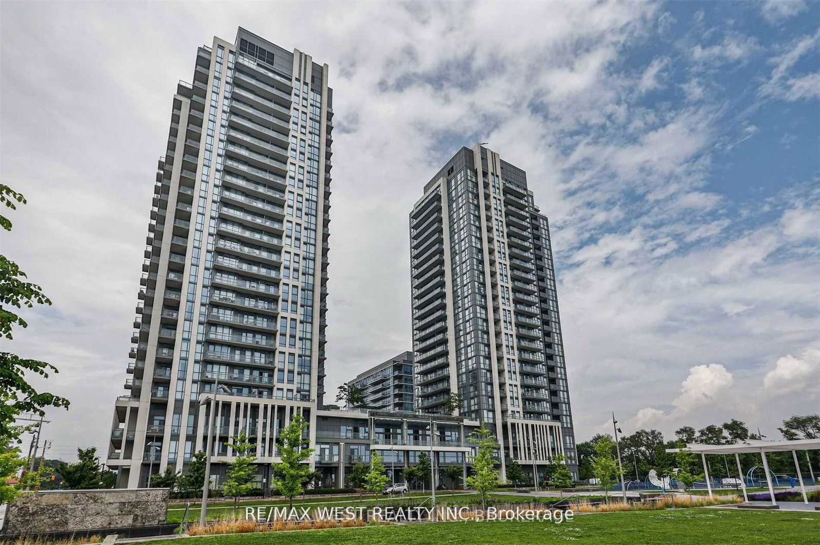 15-zorra-street-etobicoke-ontario-w12399752