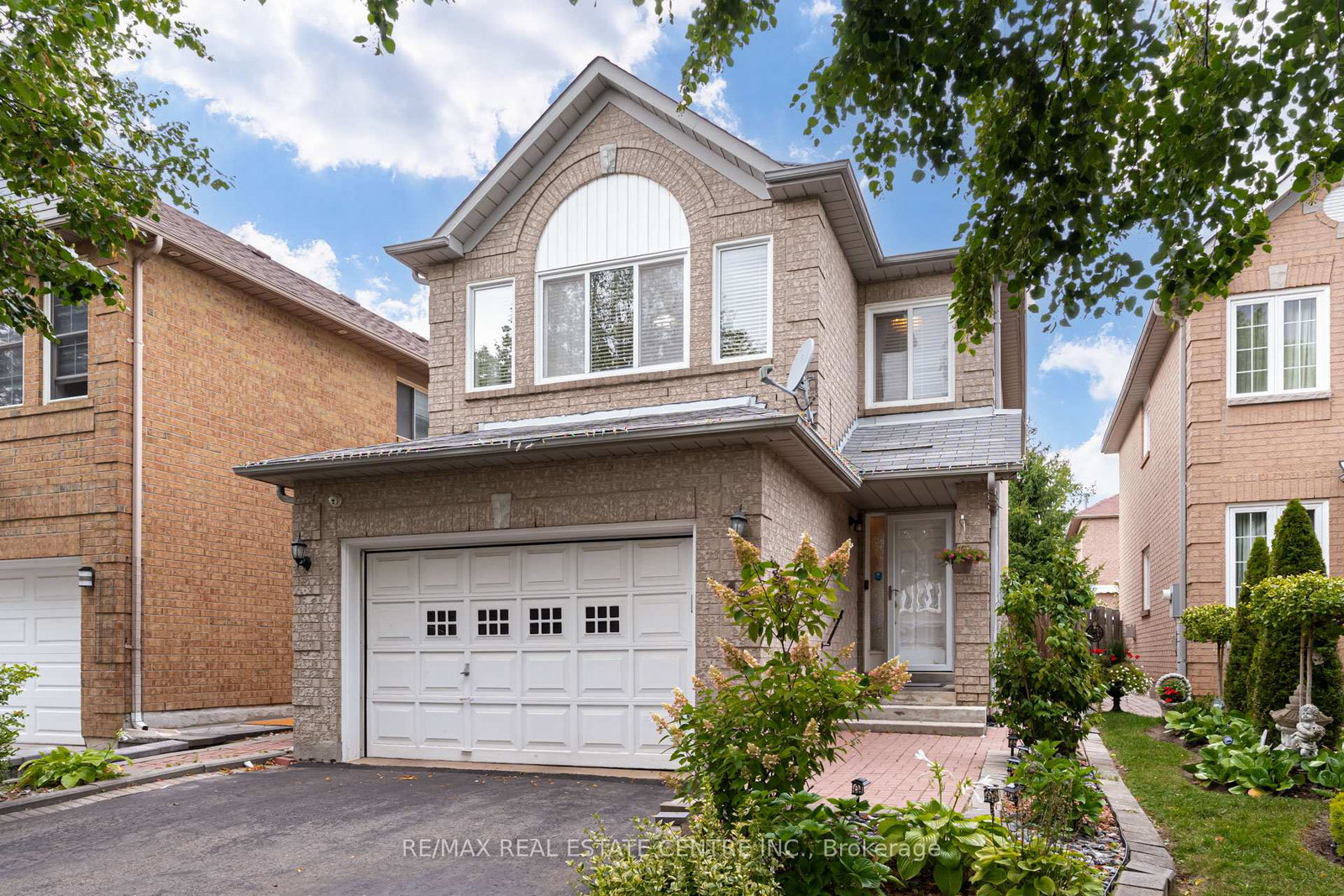 18-richwood-crescent-brampton-ontario-w12399789