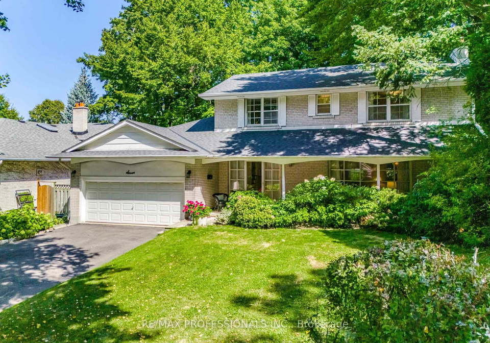 7-queensborough-crescent-etobicoke-ontario-w12400320