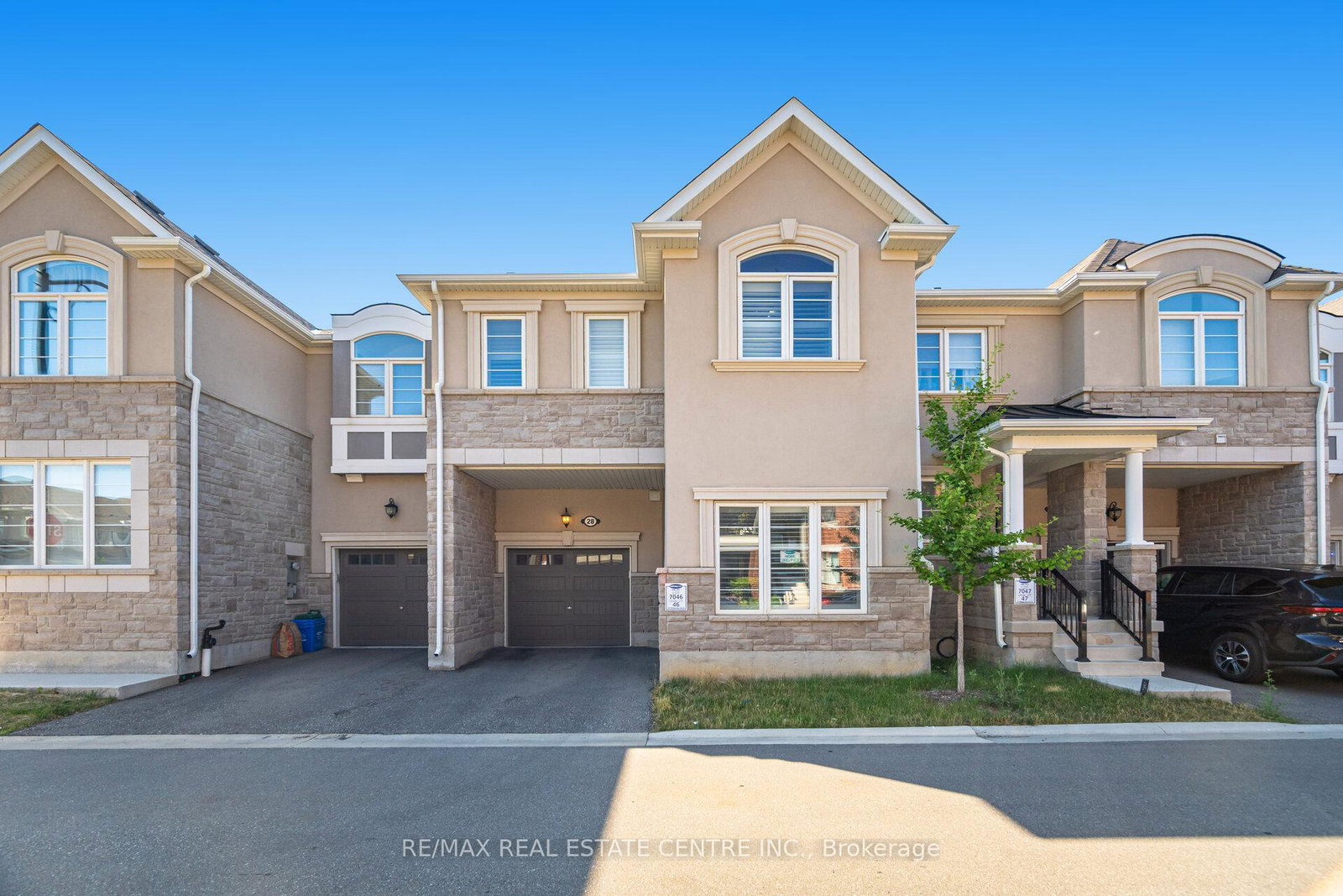 975-whitlock-avenue-milton-ontario-w12400579