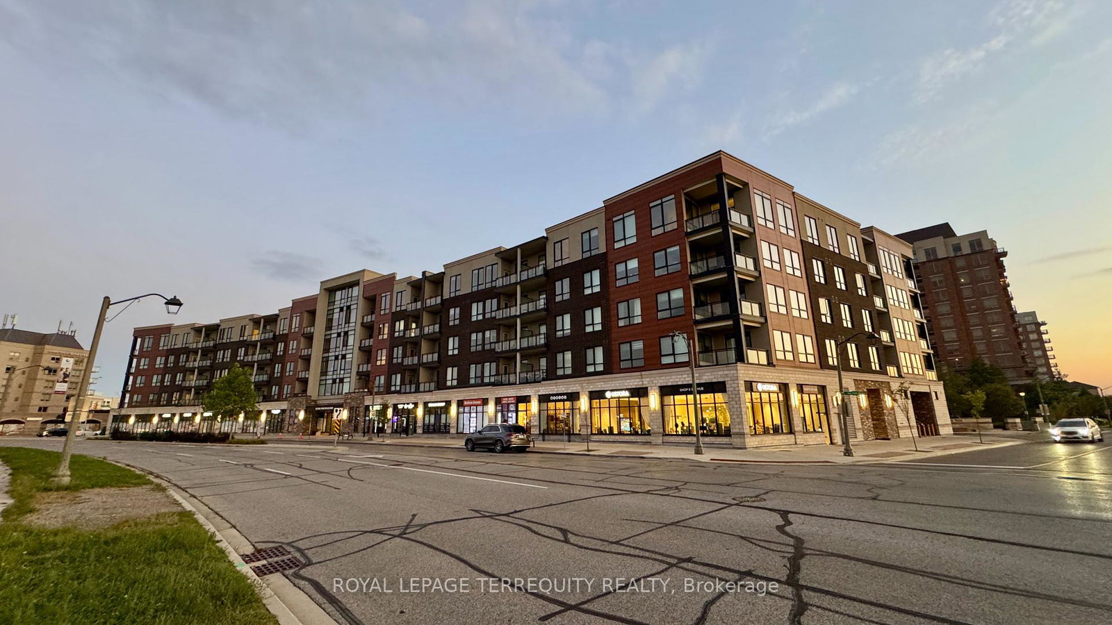 150-oak-park-boulevard-oakville-ontario-w12400693