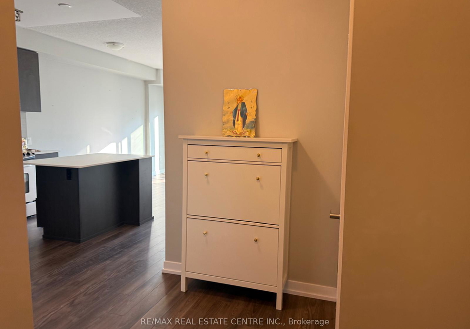 2560-eglinton-avenue-w-mississauga-ontario-w12400782