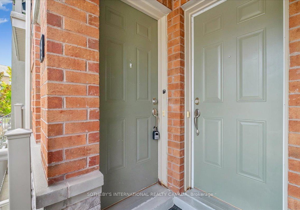 5625-oscar-peterson-boulevard-mississauga-ontario-w12400800