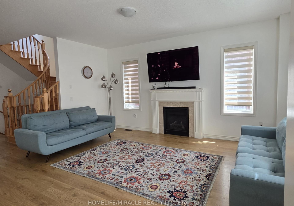 1592-sorensen-court-milton-ontario-w12400981