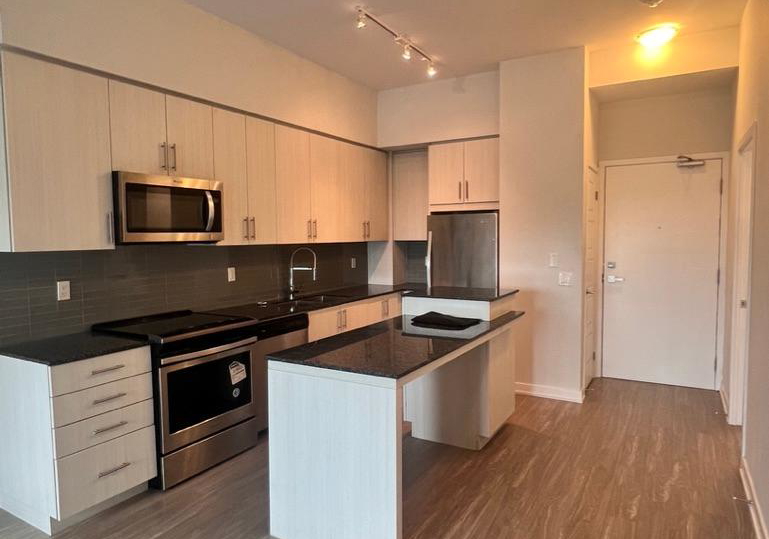4055-parkside-village-drive-mississauga-ontario-w12401053