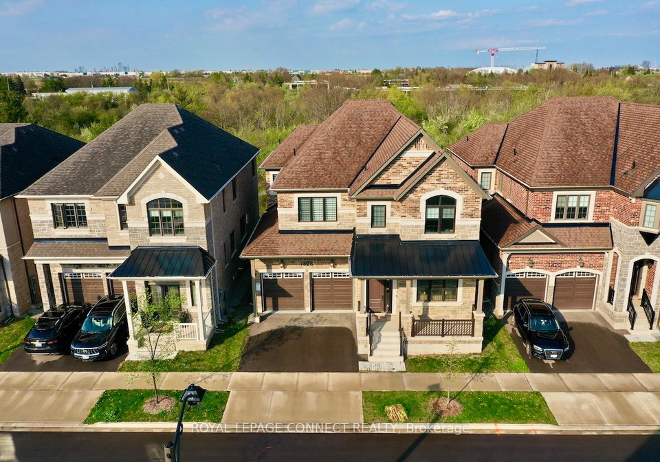 1428-ford-strathy-crescent-oakville-ontario-w12401303