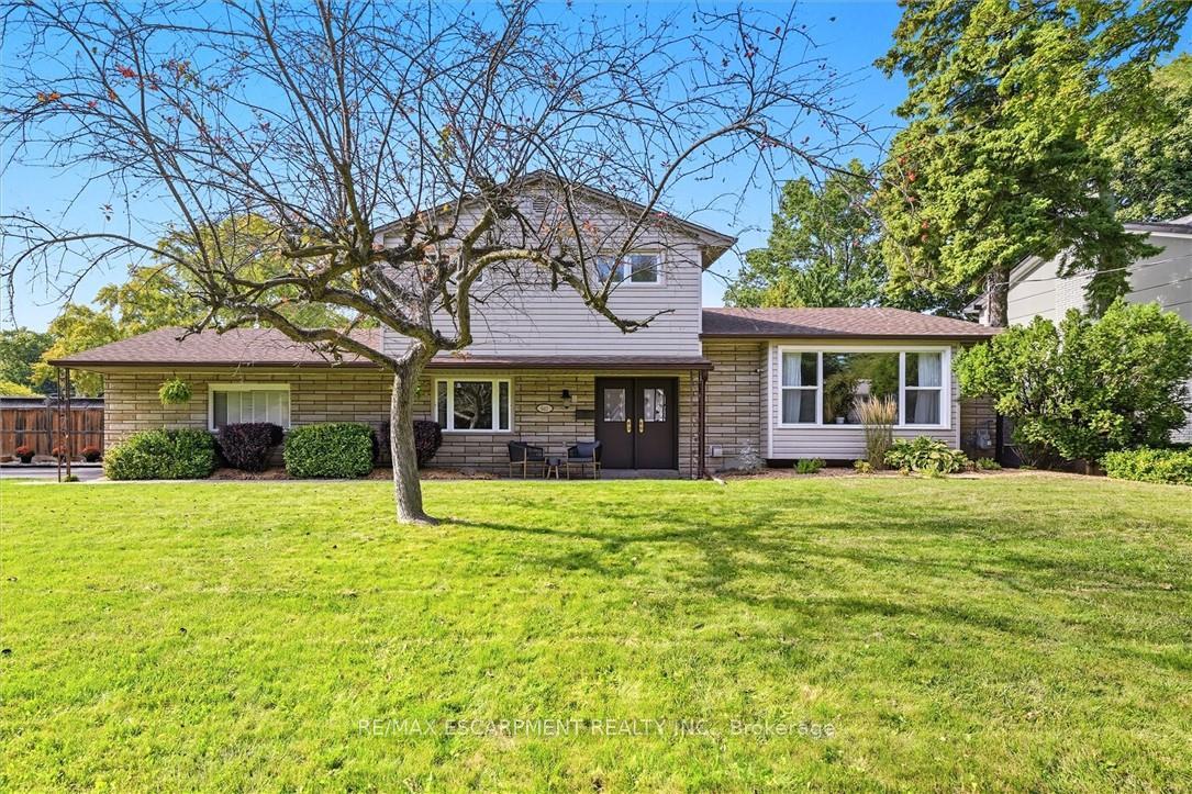 641-holt-drive-burlington-ontario-w12401338