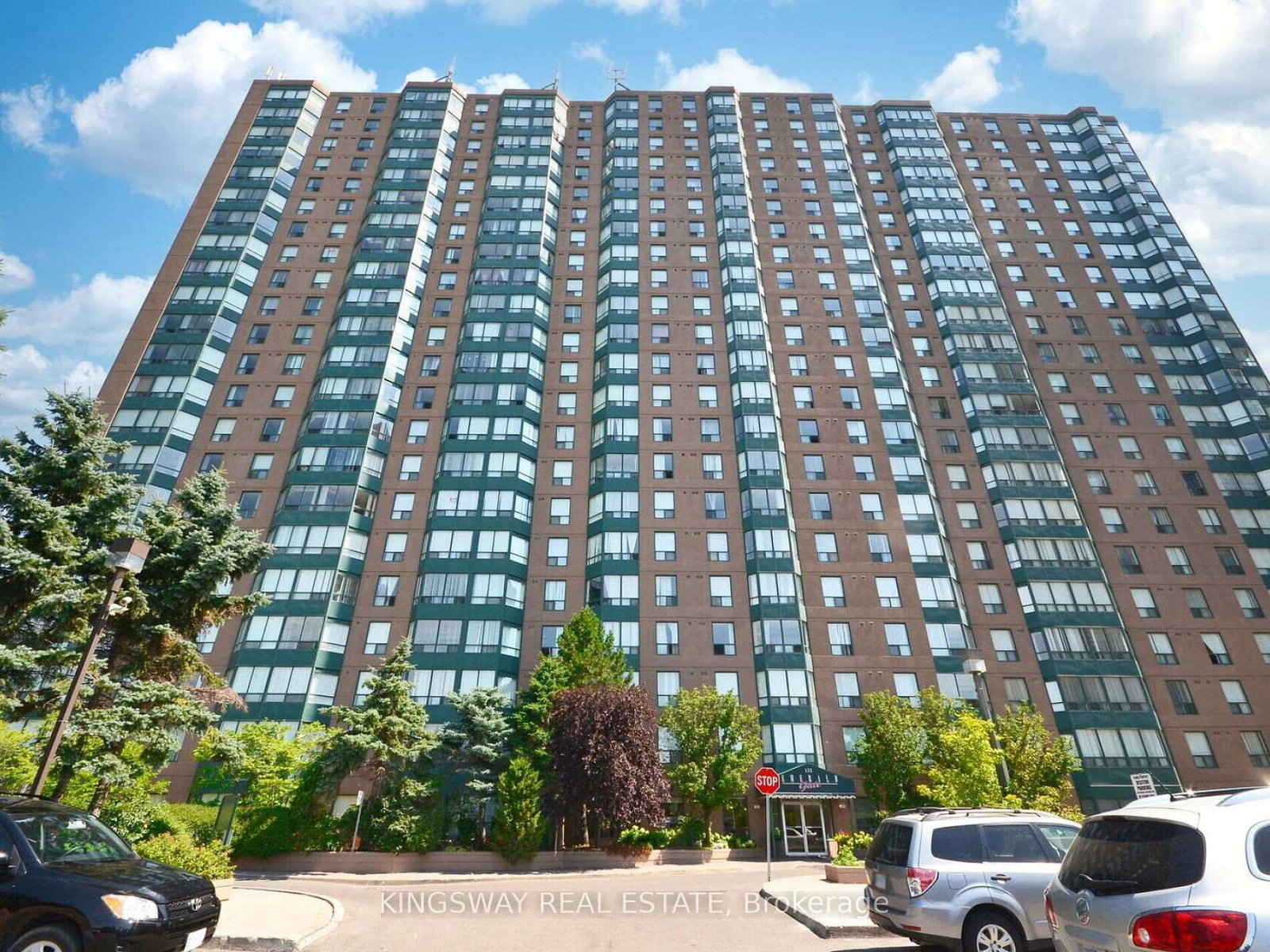 135-hillcrest-avenue-mississauga-ontario-w12401829