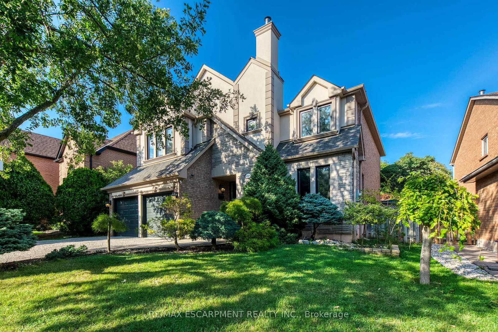 1246-saddler-circle-oakville-ontario-w12401977