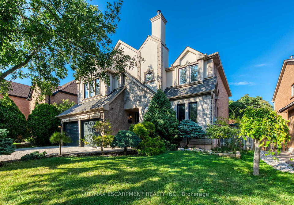1246-saddler-circle-oakville-ontario-w12401977