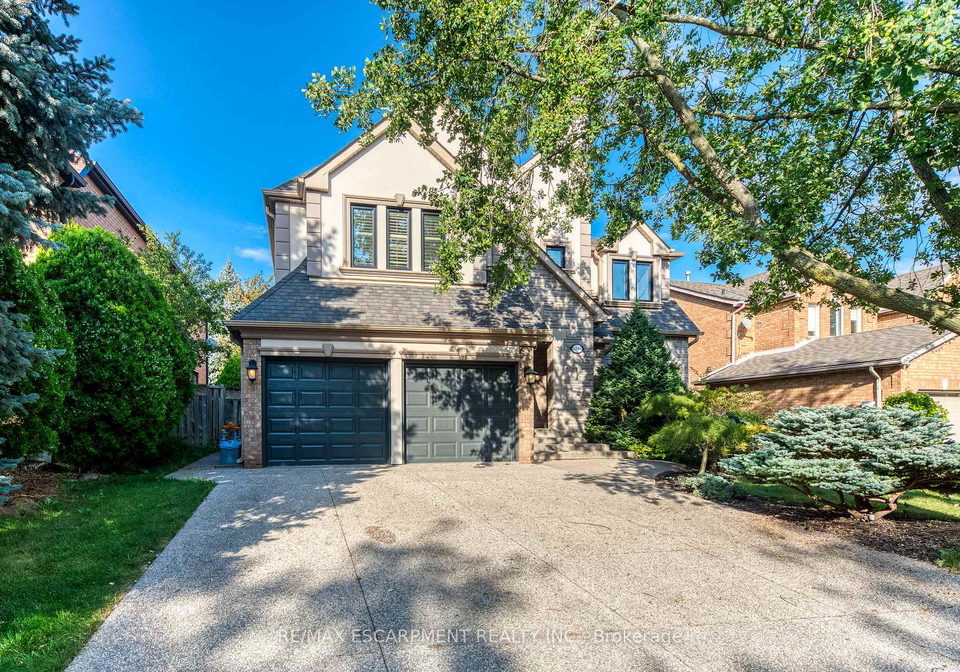 1246-saddler-circle-oakville-ontario-w12401977