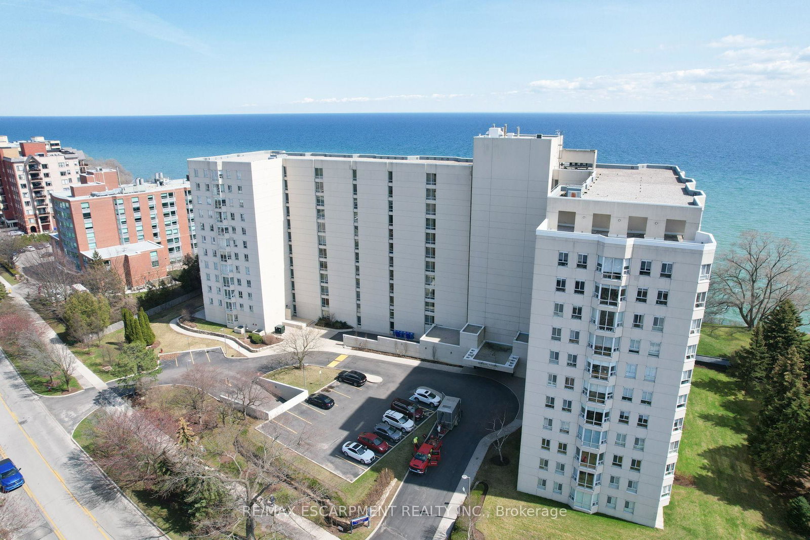 5280-lakeshore-road-burlington-ontario-w12402132