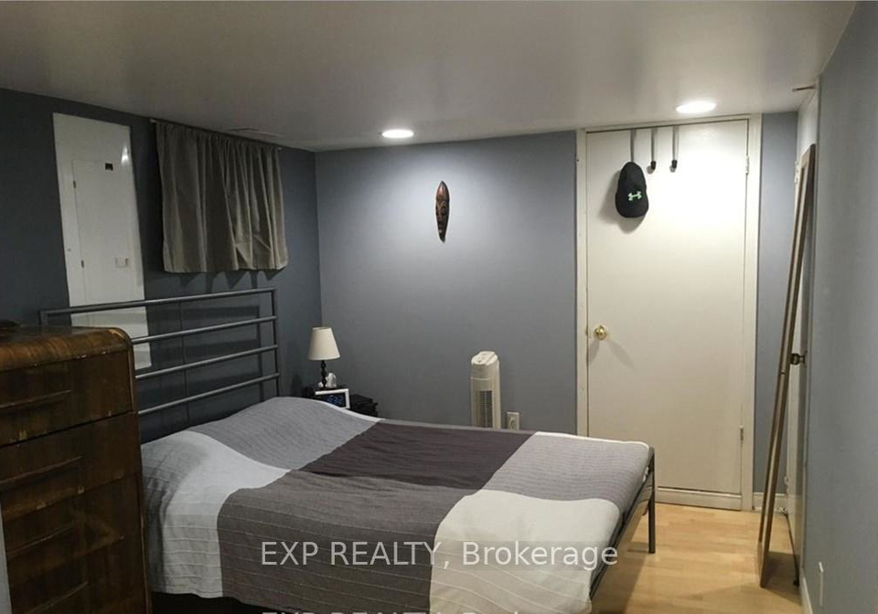 139-yarmouth-road-toronto-ontario-w12402399