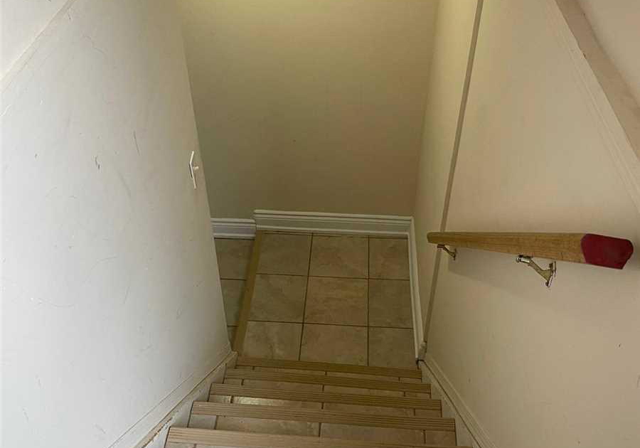 12-benton-street-brampton-ontario-w12402403