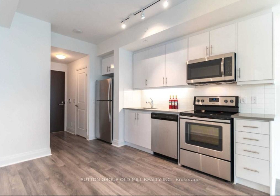 17-zorra-street-etobicoke-ontario-w12402569