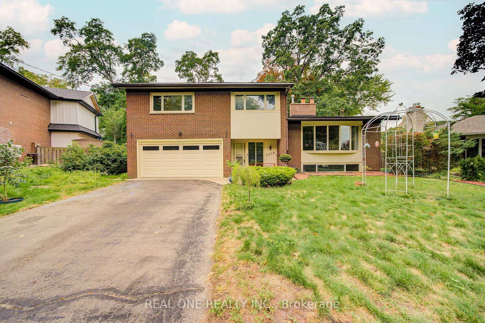 3372-enniskillen-circle-mississauga-ontario-w12402693