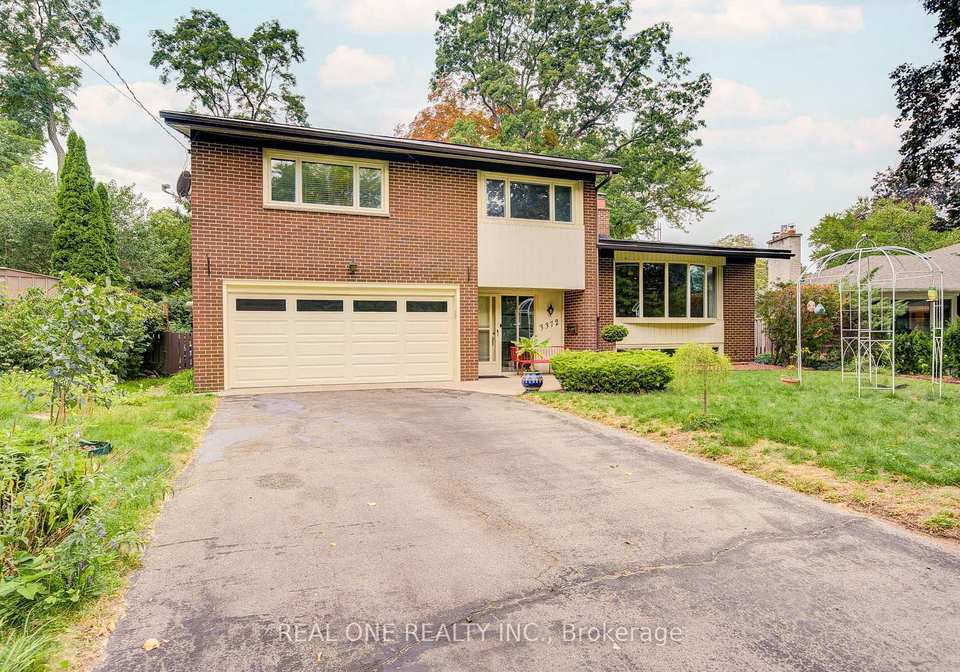 3372-enniskillen-circle-mississauga-ontario-w12402693
