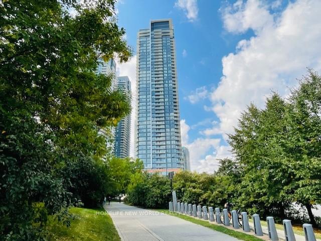 2200-lake-shore-boulevard-w-etobicoke-ontario-w12402955
