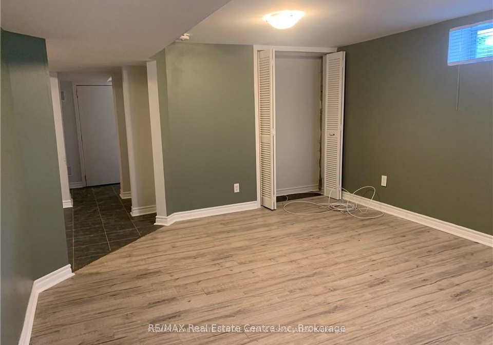 375-mountainview-drive-milton-ontario-w12403030