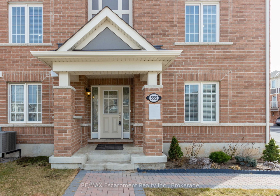 555-allport-gate-milton-ontario-w12403099