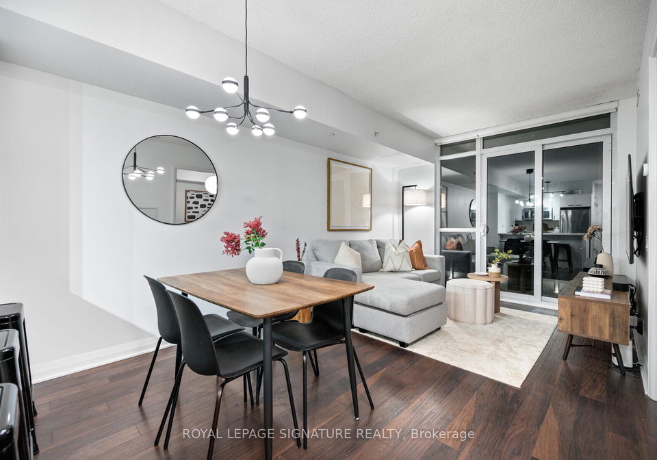 5-valhalla-inn-road-etobicoke-ontario-w12403180