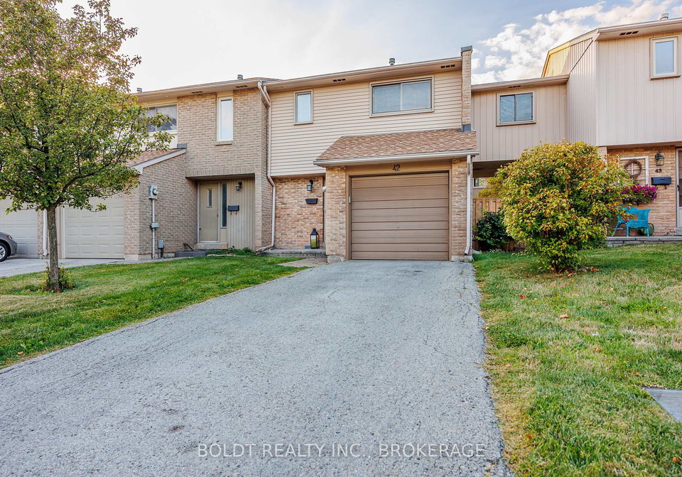 1532-lancaster-drive-oakville-ontario-w12403282