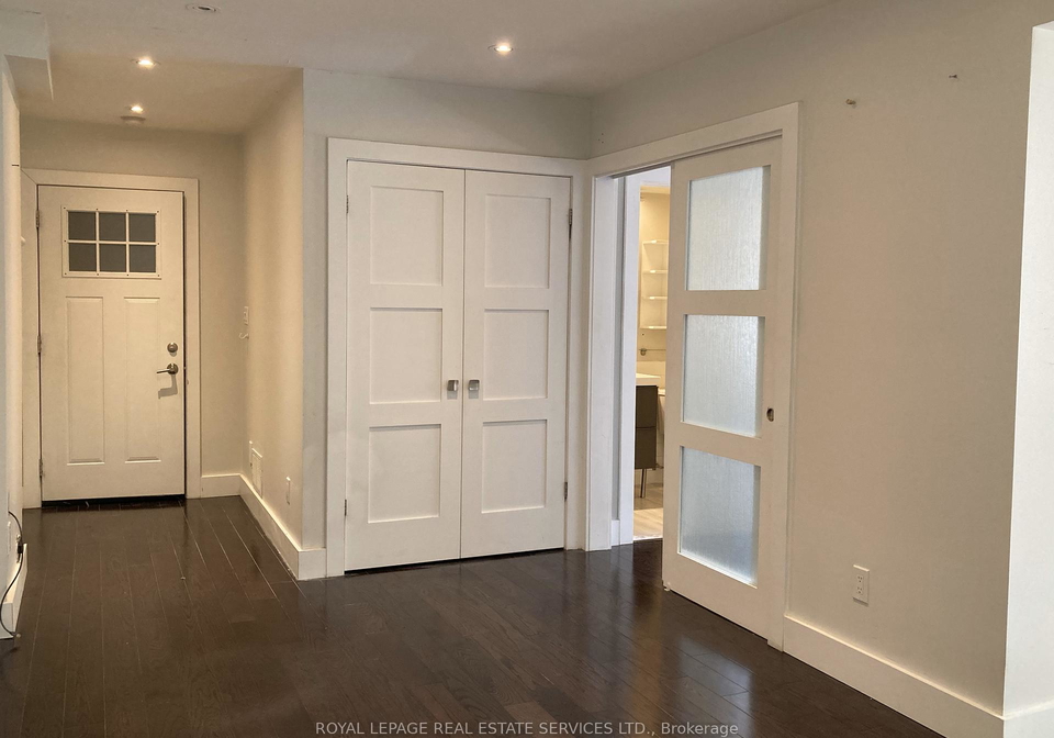 26a-long-branch-avenue-etobicoke-ontario-w12403432