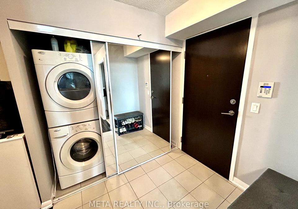 215-sherway-gardens-road-etobicoke-ontario-w12403617