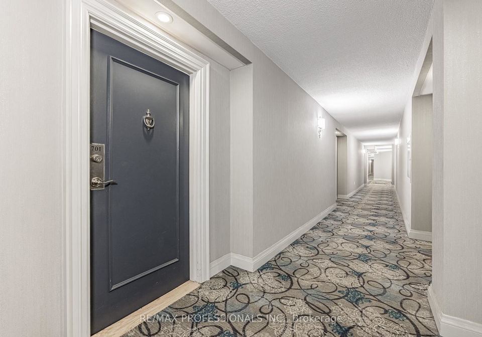 355-rathburn-road-e-mississauga-ontario-w12403841