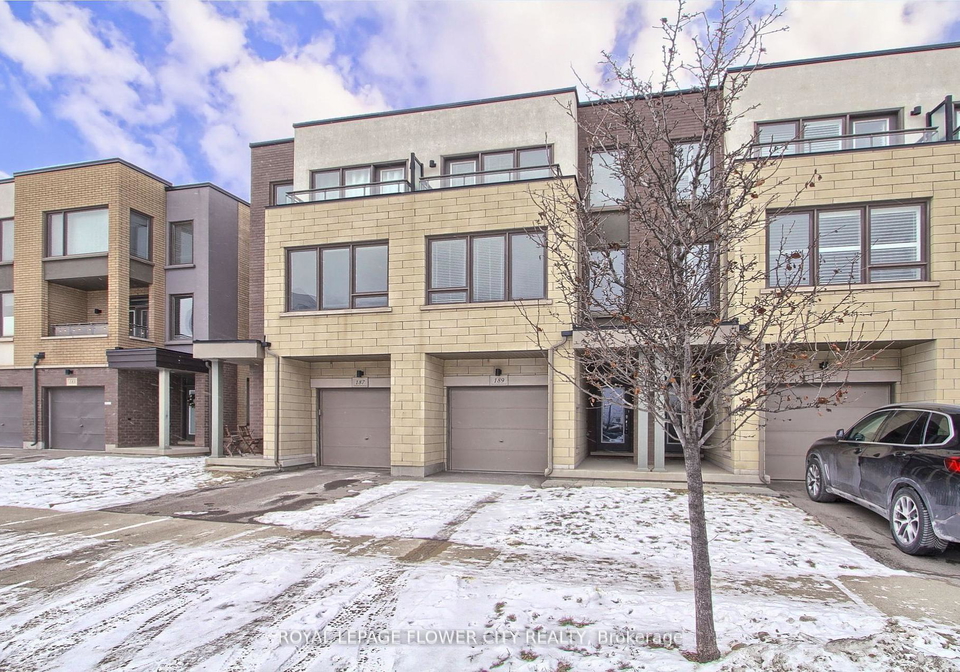189-sabina-drive-nw-oakville-ontario-w12403899