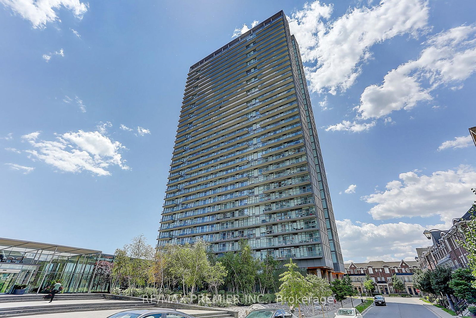 105-the-queensway-toronto-ontario-w12403911