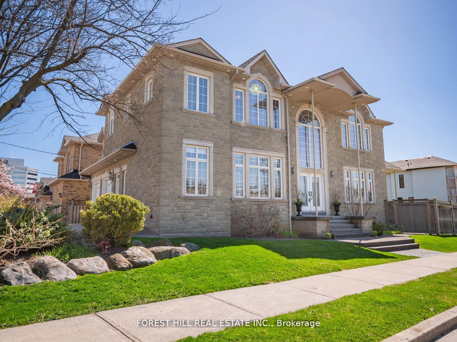 18-highland-hill-north-york-ontario-w12403934