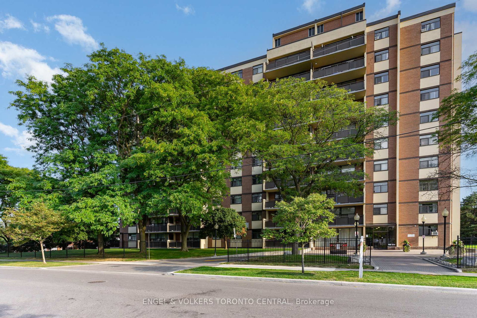 5-frith-road-york-ontario-w12403964