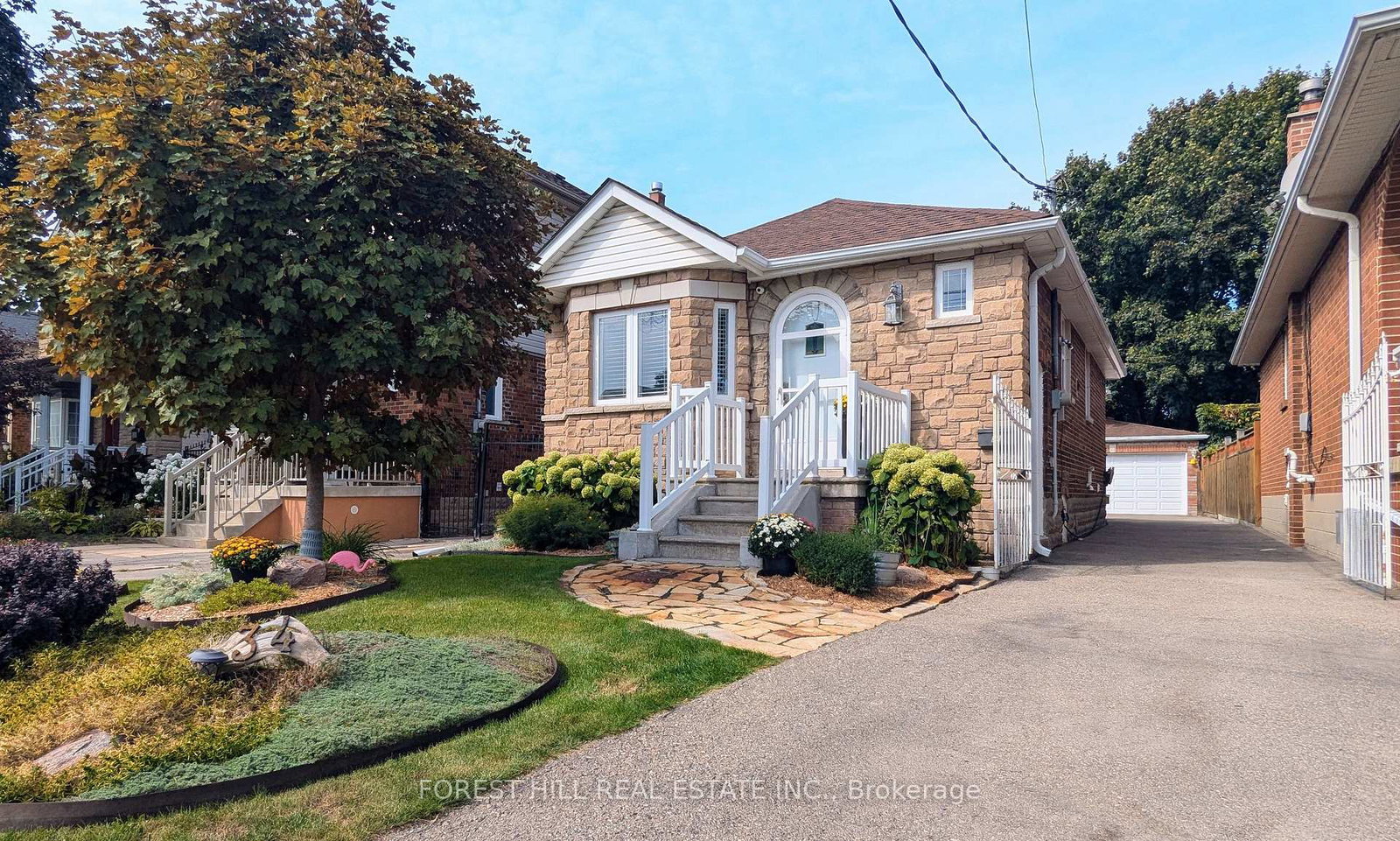 34-rotherham-avenue-toronto-ontario-w12404225