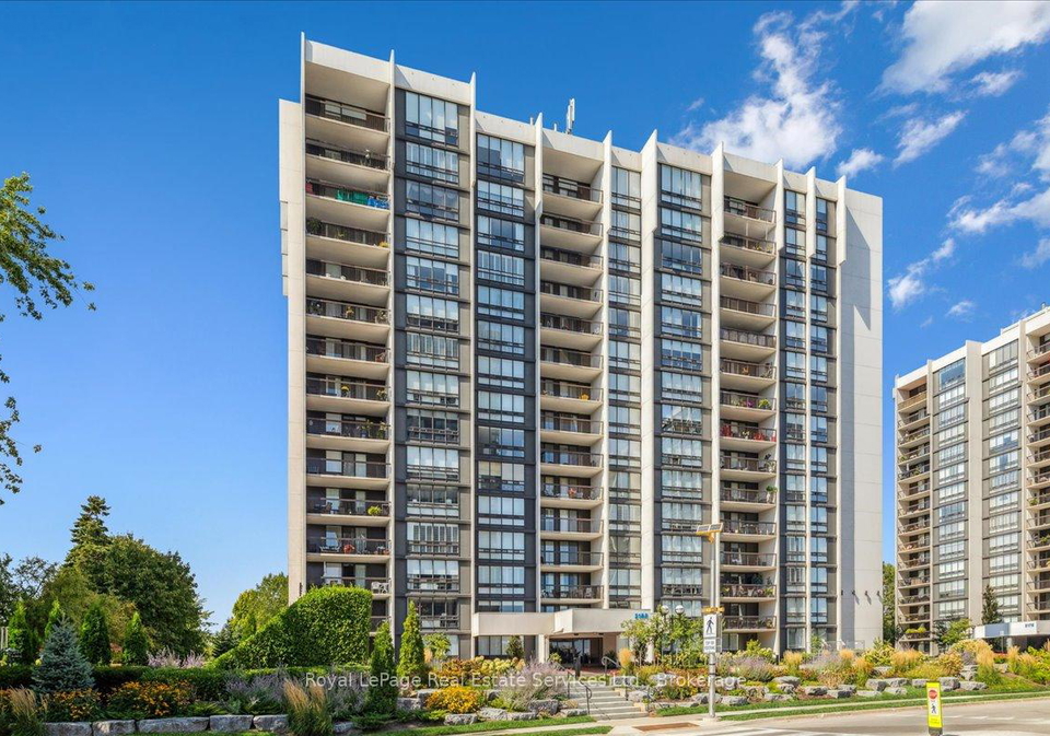 2185-marine-drive-oakville-ontario-w12404347