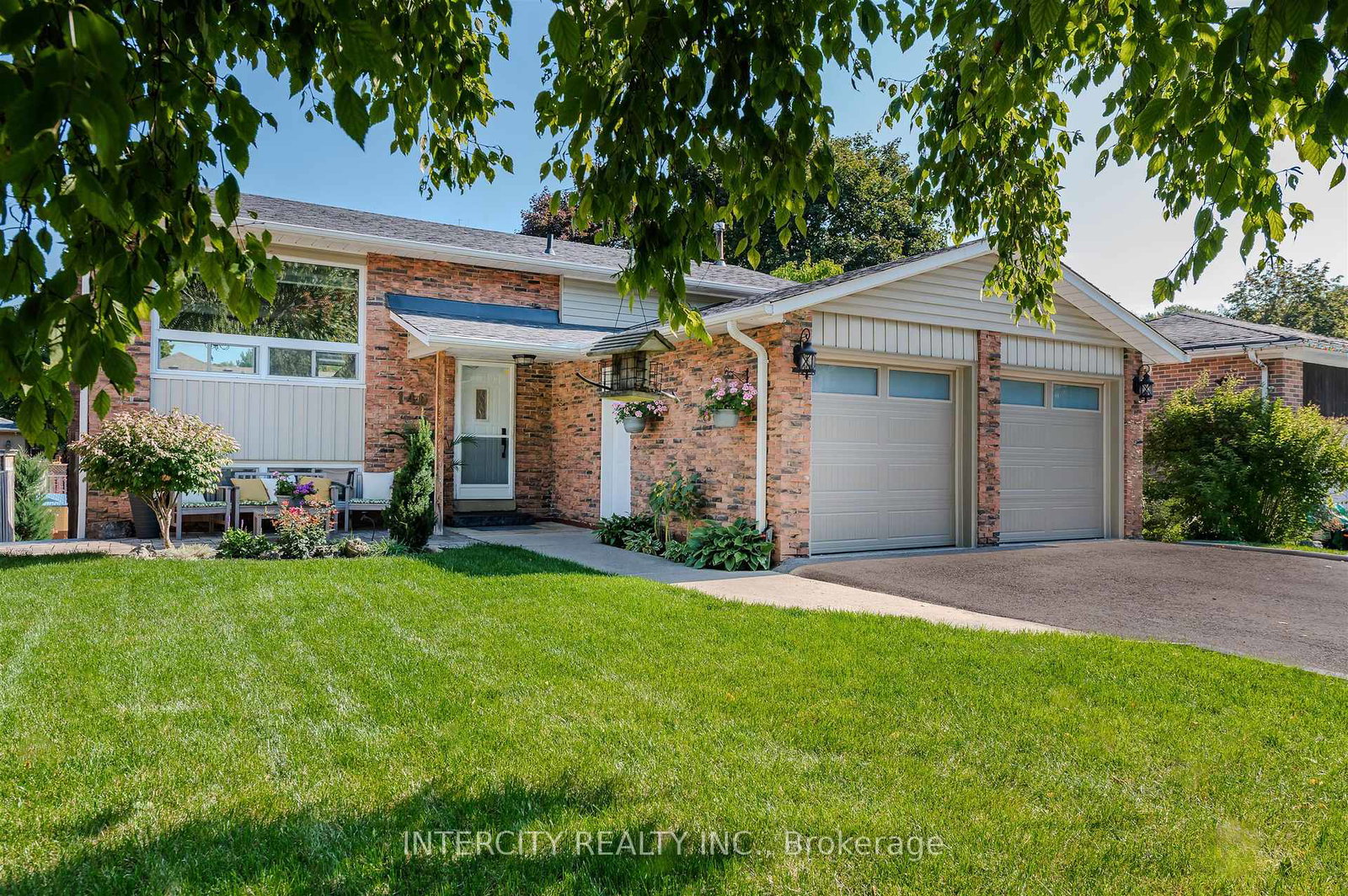 146-connaught-crescent-caledon-ontario-w12404396