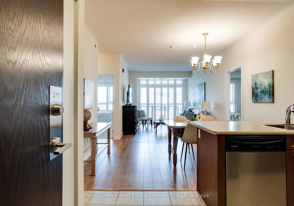 216-oak-park-boulevard-oakville-ontario-w12404450