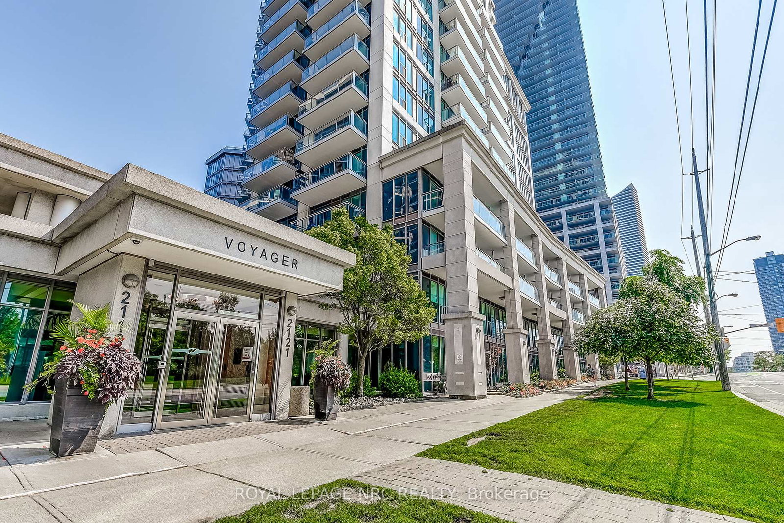2121-lakeshore-boulevard-w-etobicoke-ontario-w12404502